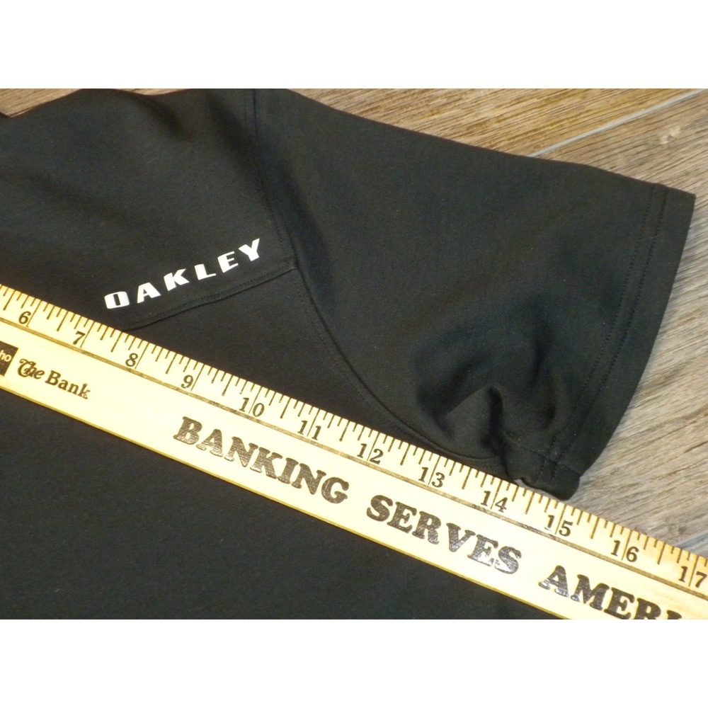 Oakley Polo Shirt Mens S Black Gray Tailored Fit Y2K Golf Performance Streetwear - Picture 6 of 6